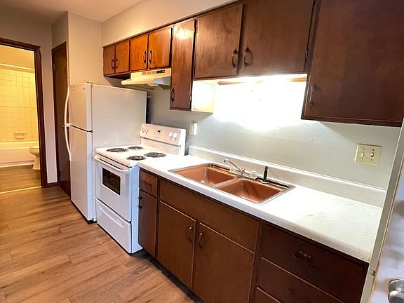 2nd image of 1053 S Jackson St #D552814b