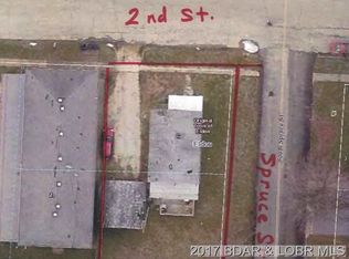 200 W 2nd St, Eldon, MO 65026