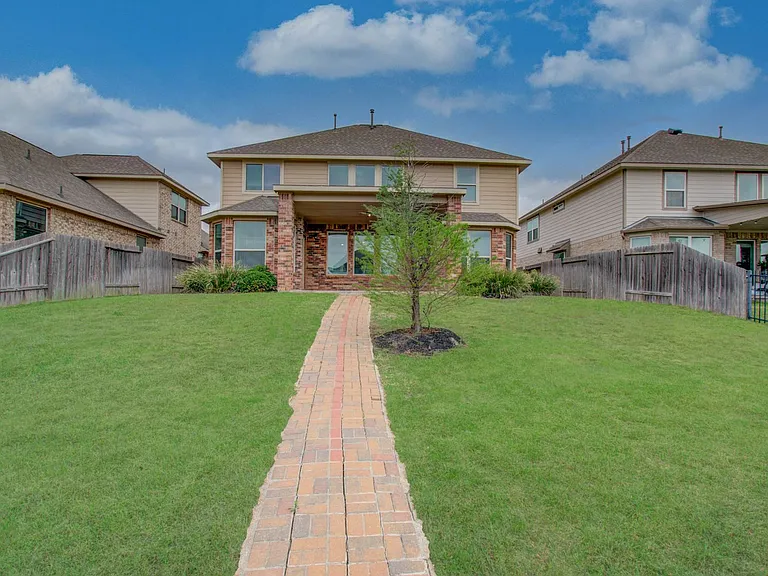 24331 Kee Cresta Ct — Photo 42
