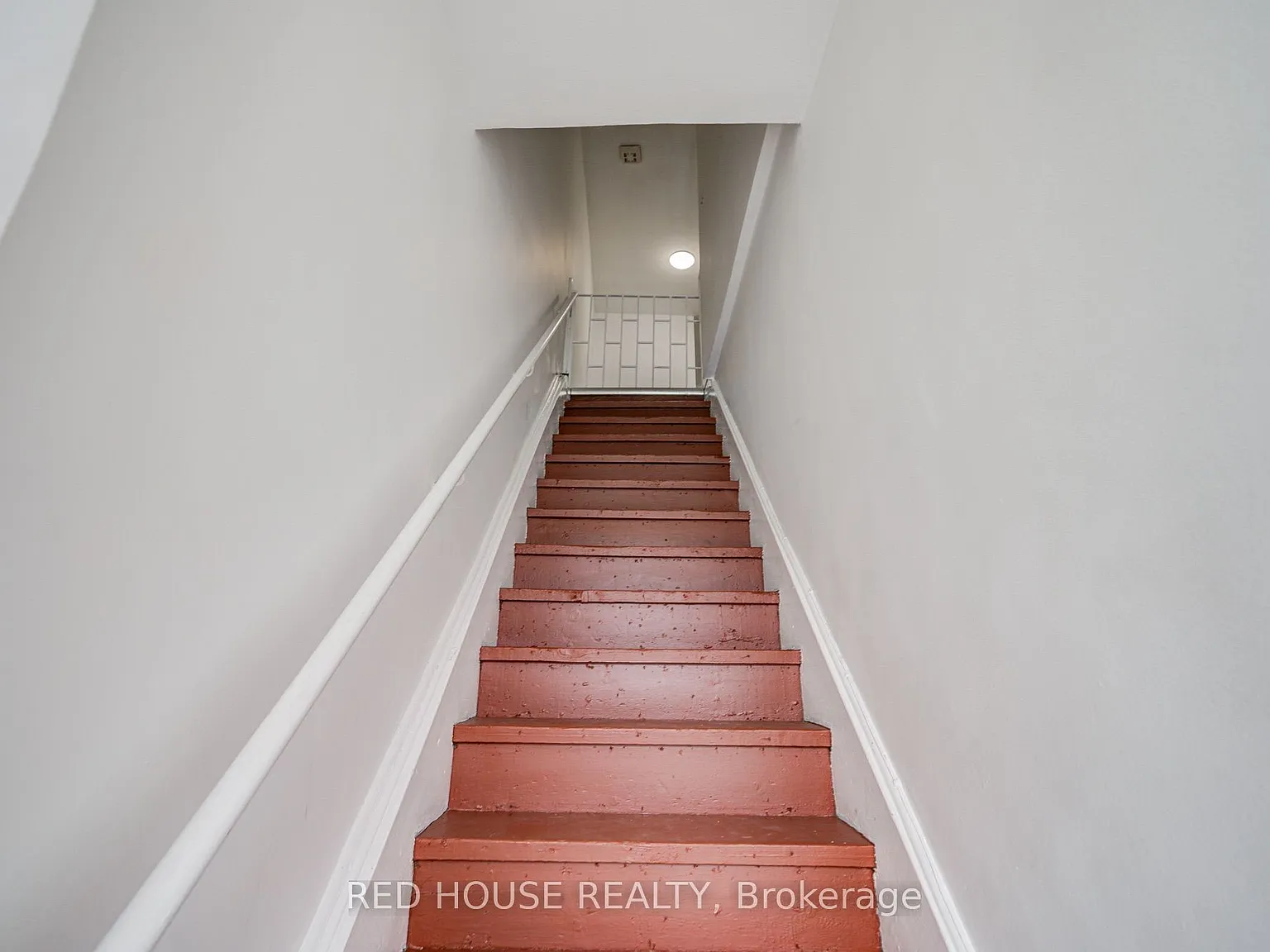 2 bed, $1,900 — Photo 2