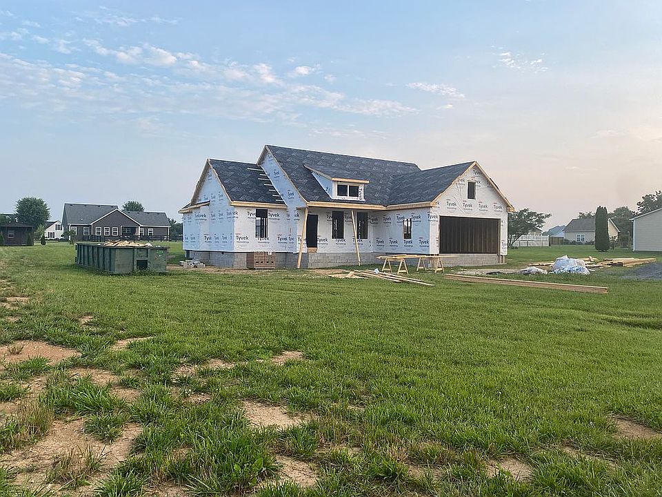 1st image of 163 Beth Ln