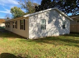 82-84 Phillips Ave, Springfield, MA 01119