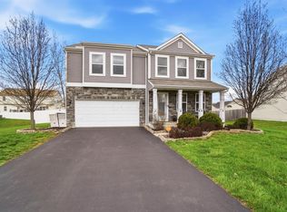 4322 Archway Ct, Grove City, OH