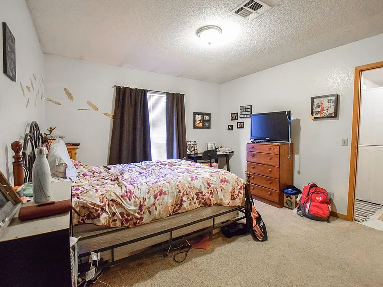 109 Bunting Ln — Photo 7
