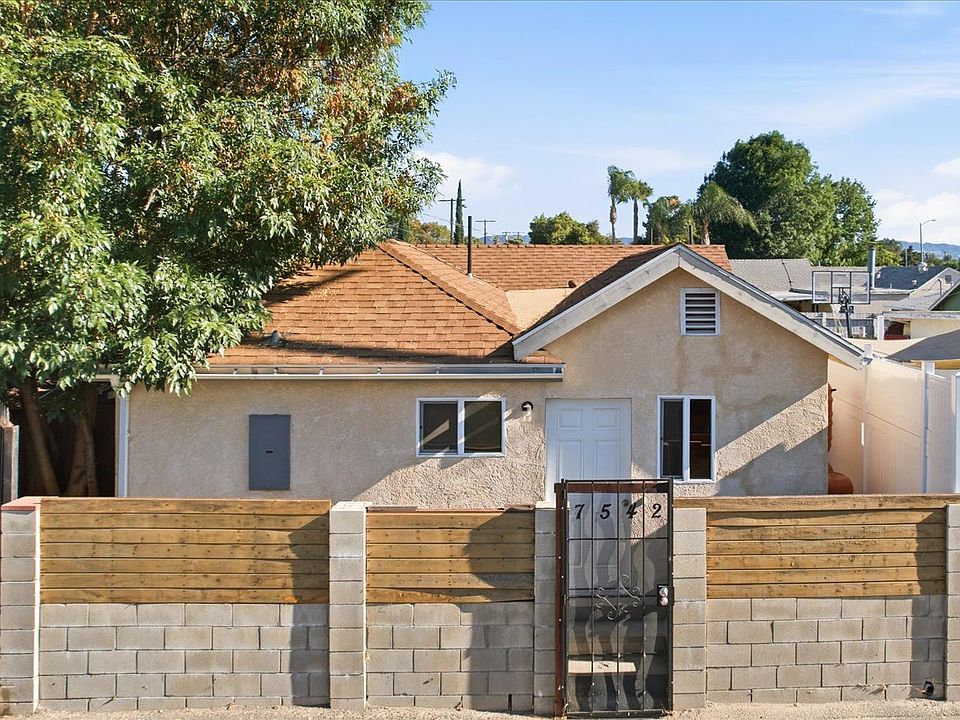 1st image of 7542 White Oak Ave