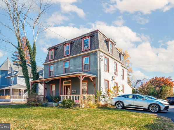 30 W Chester Pike, Ridley Park, PA 19078