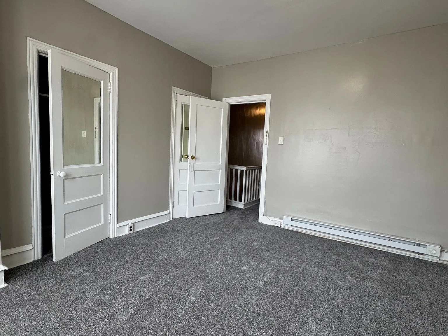 Section 8 3 Bedroom 1 Bath Home Available Immediately — Photo 3