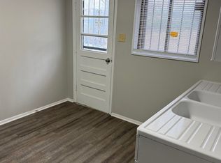 194 E Biscayne Rd, Memphis, TN 38109