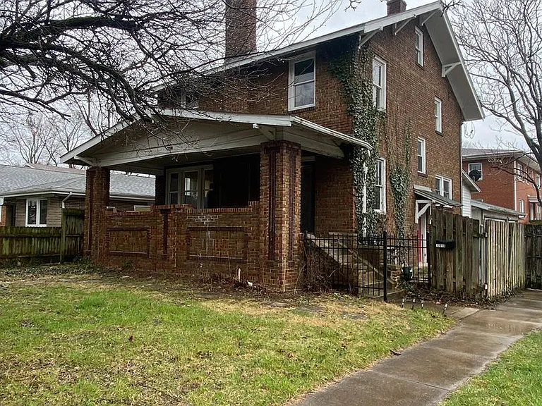 1701 Dial Ct — Photo 1