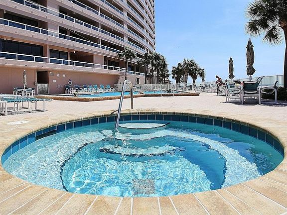 3rd image of 1340 Gulf Blvd APT 18F