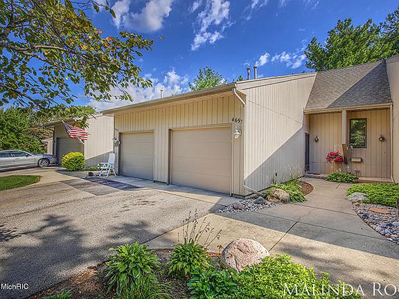 2nd image of 4695 Rockvalley Dr NE