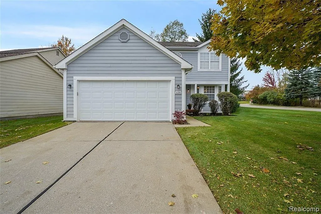 3 bed, 1260 sqft, $2,500 — Photo 1