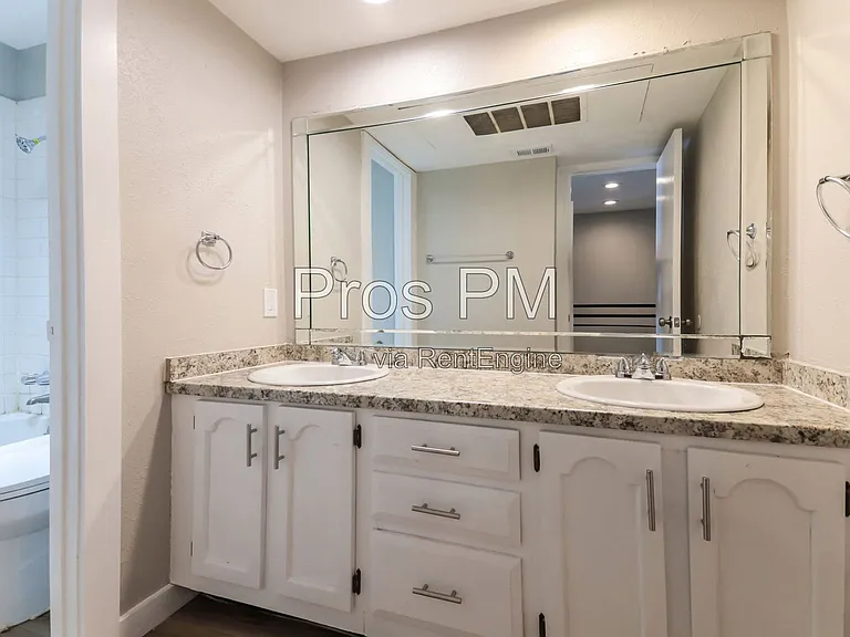 14140 Haymeadow Dr #130 — Photo 10