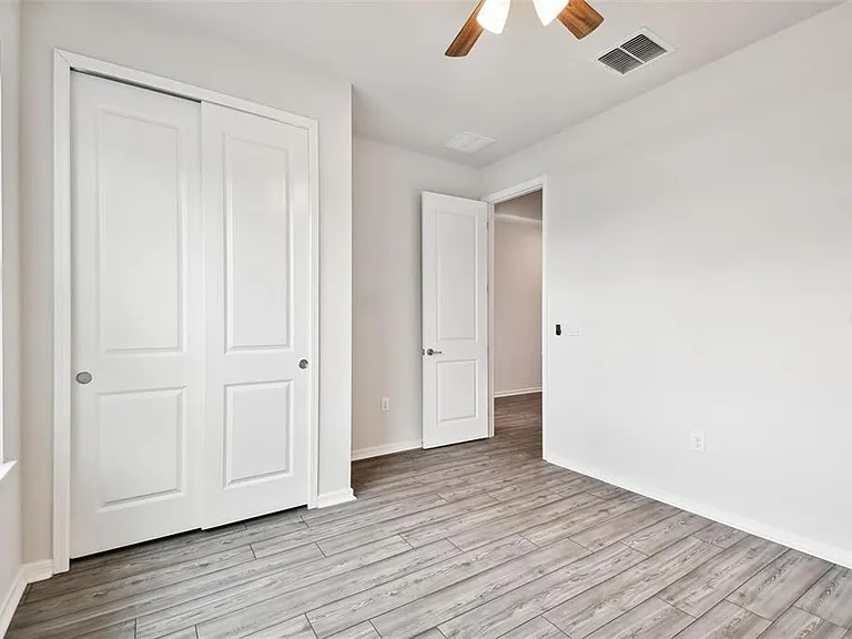 13144 Peachleaf Ave — Photo 29