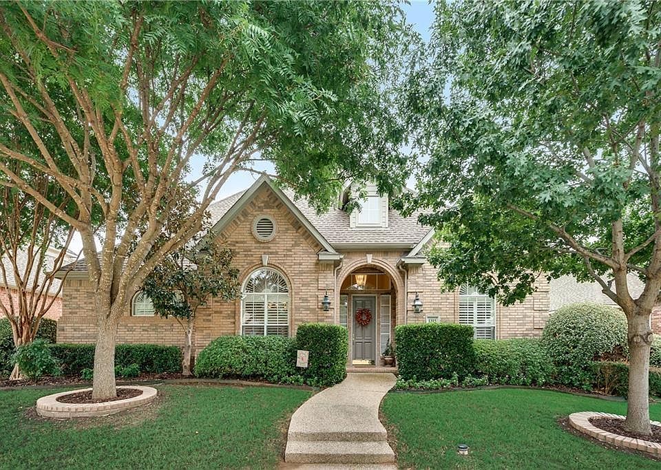 1st image of 1315 Salado Dr