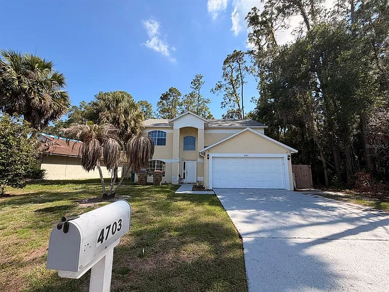 4703 Alexis Dr — Photo 2