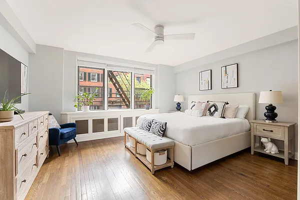 Sold by Compass | media 18