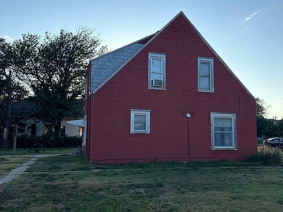 3rd image of 519 E 8th St