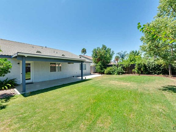 3rd image of 10404 Polo Saddle Dr