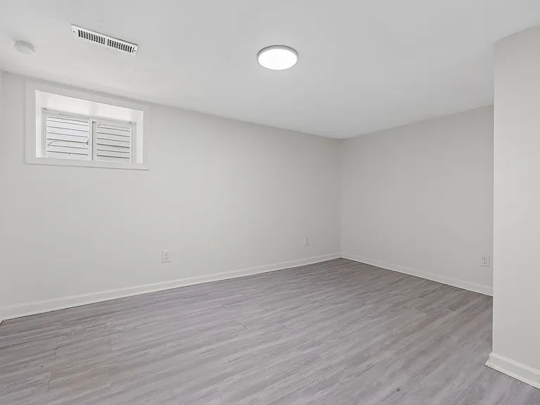 4617 S Benton Ave — Photo 17