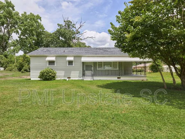 105 Truman St, Laurens, SC 29360