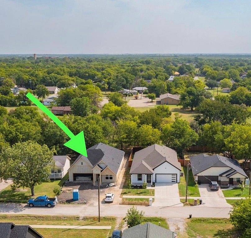 309B Runnells St, Terrell, TX 75160 Zillow
