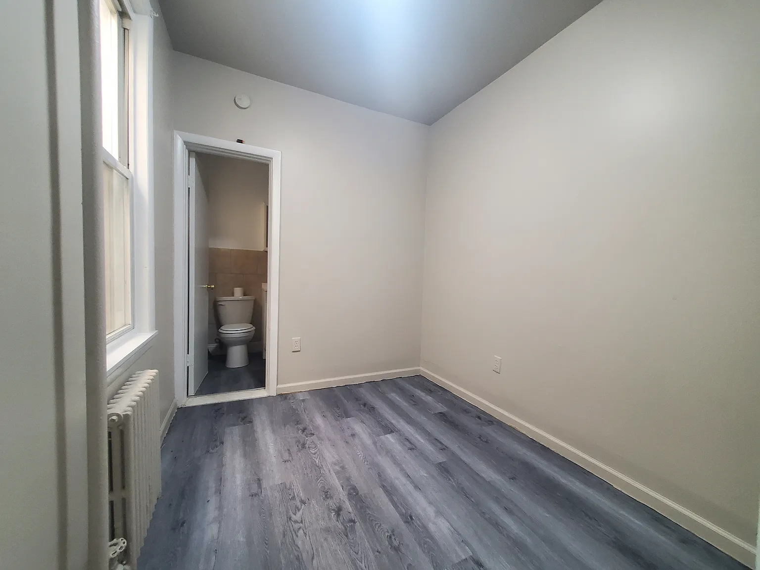 1 bed, 650 sqft, $2,200 — Photo 2