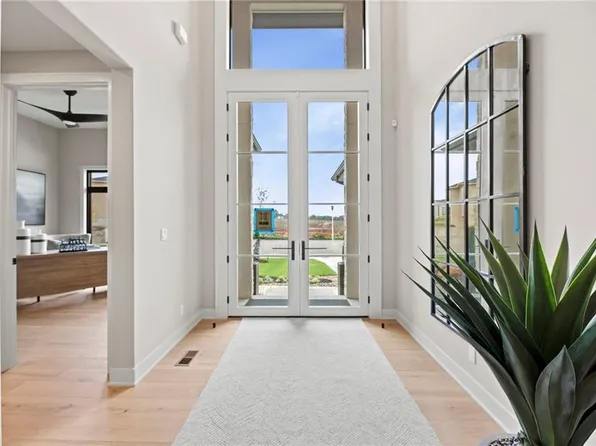 17601 Knox St, Overland Park, KS 66221