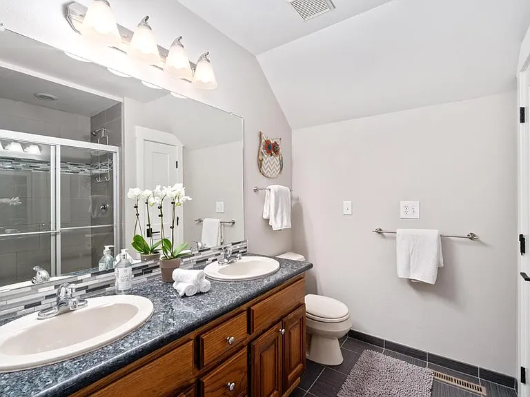 4201 Picadilly Dr — Photo 17