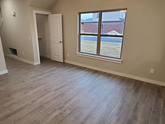5th image of 500 Little Lona Ln
