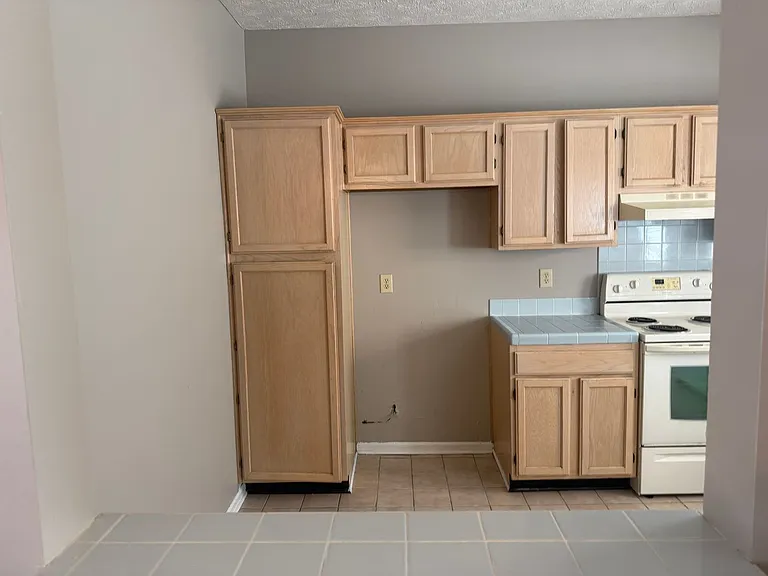1944 Woodrun Dr — Photo 13
