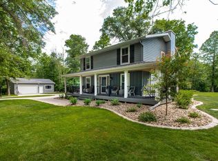 3242 Terri Ct SW, Byron, MN 55920