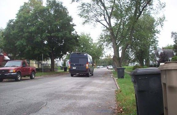 2nd image of 441 S Gladstone Ave