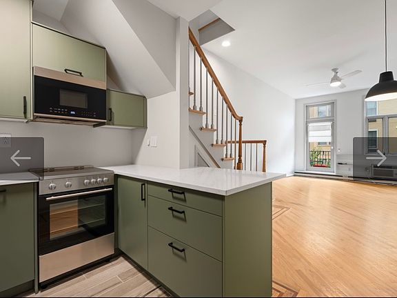 4th image of 132 Jackson St APT 2RS