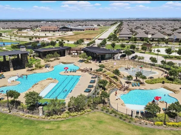 9809 Gooseneck Dr, Aubrey, TX 76227