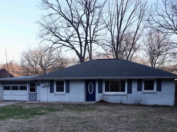 165 Shadoway Dr, East Peoria, IL 61611