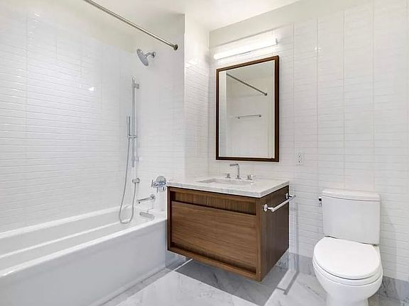 4th image of 550 Vanderbilt Ave APT 215