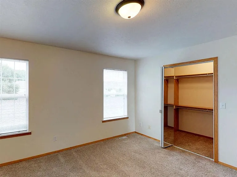 The Gables Townhomes — Photo 8