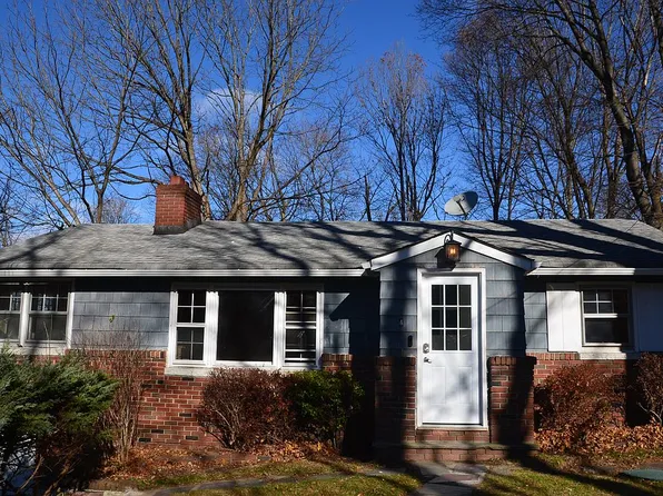4 Orchard St, Stockholm, NJ 07460