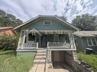 2916 E 69th St, Kansas City, MO 64132