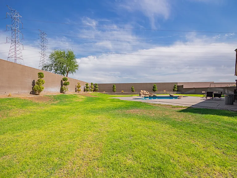 12152 W Winslow Ave — Photo 48