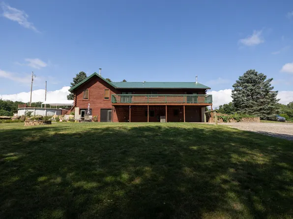 11189 Zorman Rd, Jonesville, MI 49250