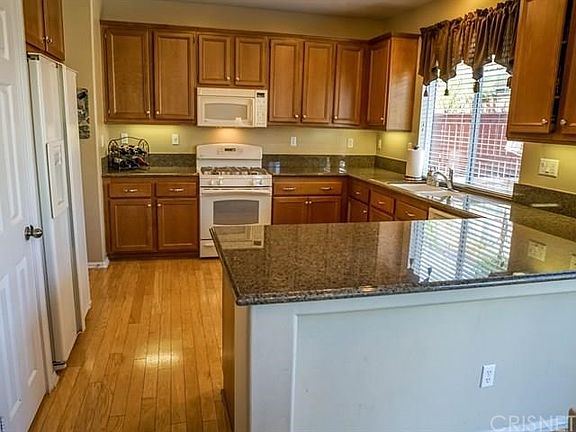 5th image of 27213 Fieldwood Ct