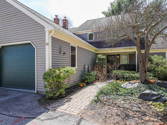 4th image of 43 Foreside Common Dr #43A