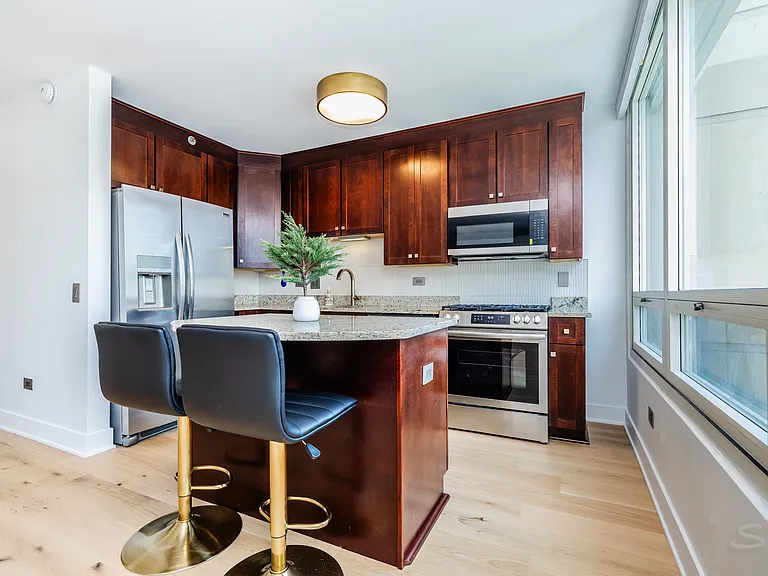 33 W Ontario St #31D — Photo 22