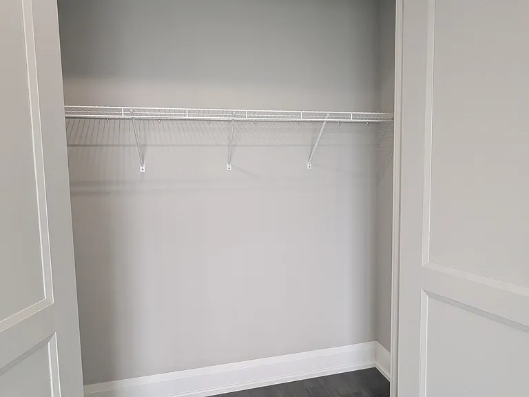121 King St W — Photo 81