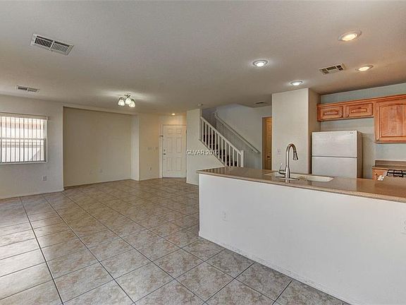 5th image of 8175 Royal Lilly Ct