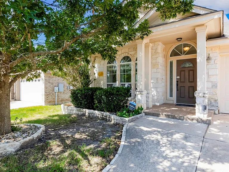 309 Riverine Way — Photo 4