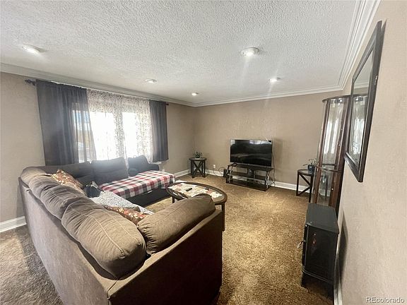 4th image of 7675 Irving St