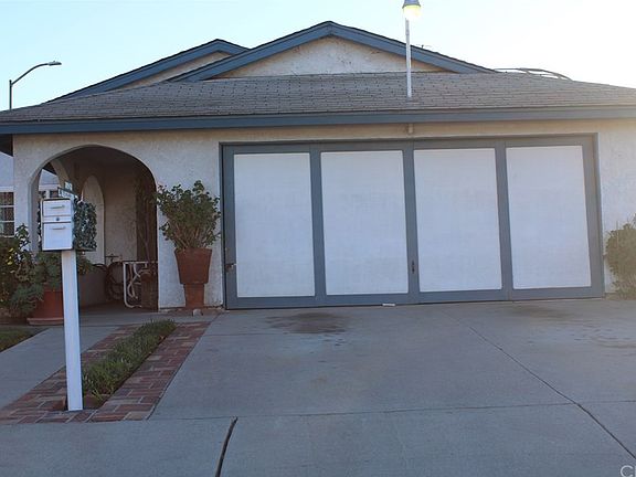 3rd image of 10948 Danielson Dr